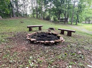 248 Ledford Chapel Rd, Hayesville, NC 28904