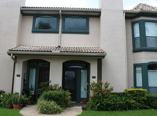 459 Mariners Dr, Kemah, TX 77565