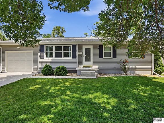 2nd image of 12168 Pedersen Dr