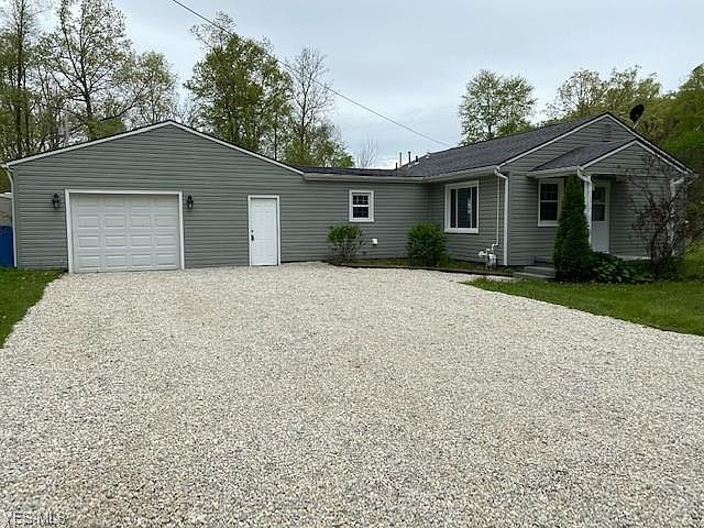 1st image of 17854 Lundys Ln