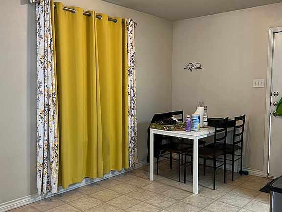 4th image of 3756 Oldenburg Ln