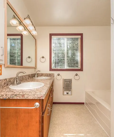 Full bathroom upstairs