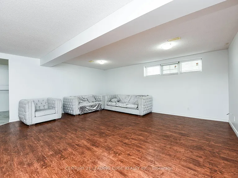 388 Leacock Dr — Photo 26