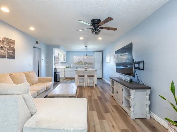 21522 Belshire Ave APT 12, Hawaiian Gardens, CA 90716