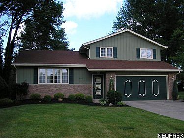 3rd image of 614 Appleseed Dr