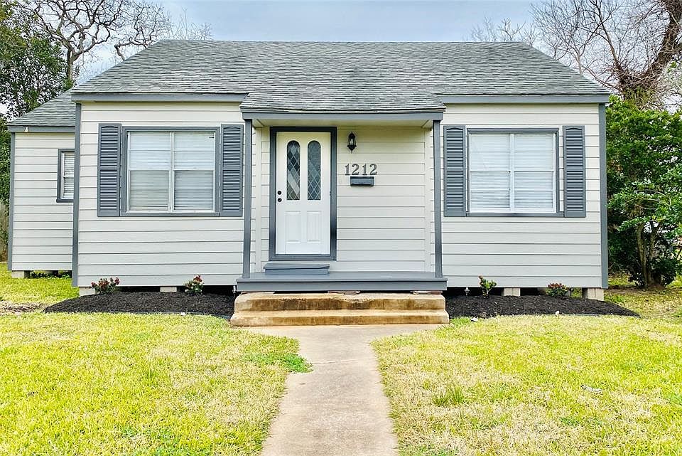 1212 W 4th St, Freeport, TX 77541 | MLS #50270912 | Zillow