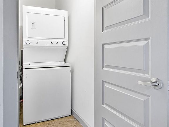 3rd image of 7 E Jackson St #104