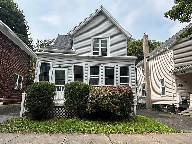 16 Asbury St — Photo 1
