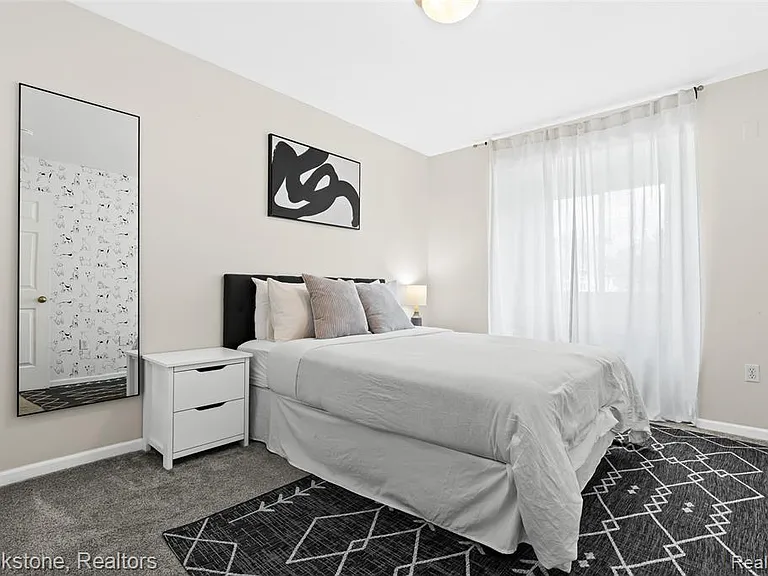 400 La Plaza Ct — Photo 33
