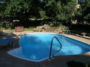 2536 W Allen Dr, Springfield, MO 65810