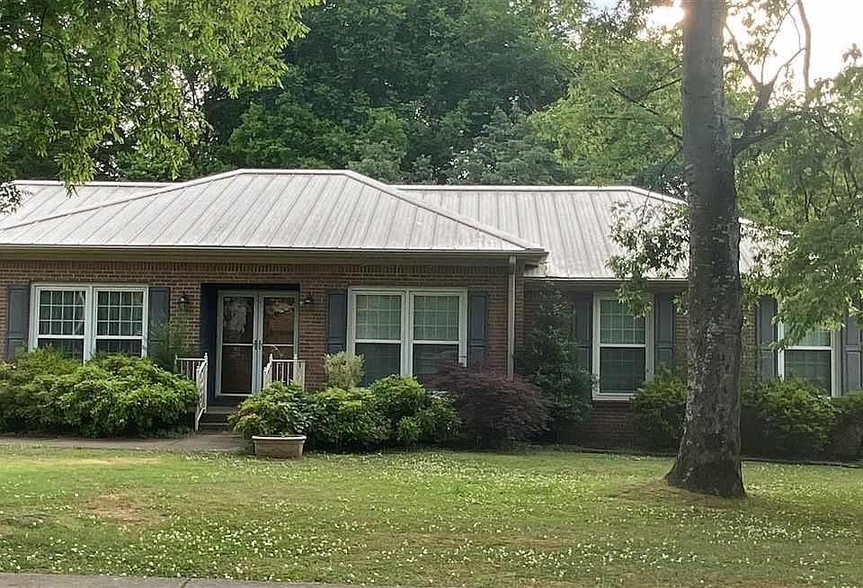 1st image of 13008 Camelot Dr SE