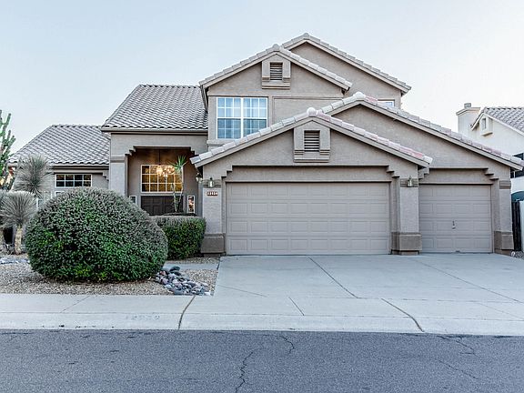 2nd image of 12939 E Sahuaro Dr