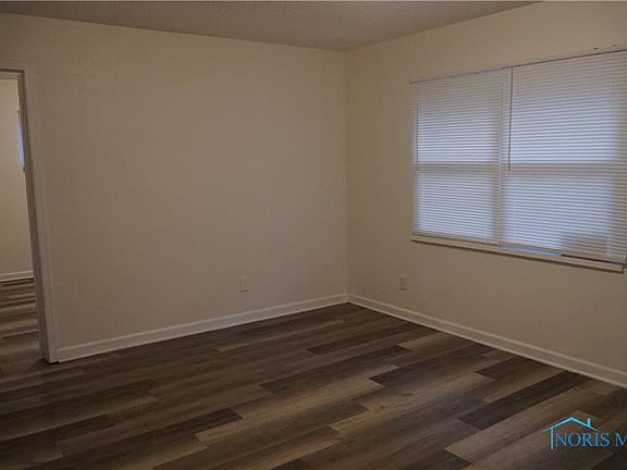 4th image of 3423 Buckeye St