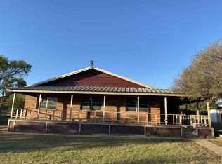 845 Cozy Ln, Tow, TX 78672