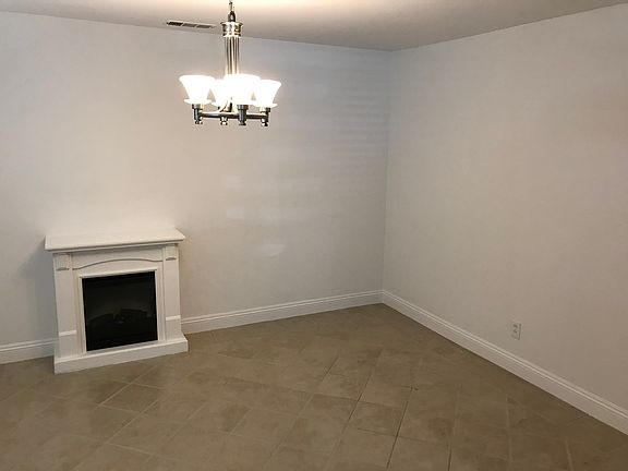 5th image of 3333 Northrop Ave