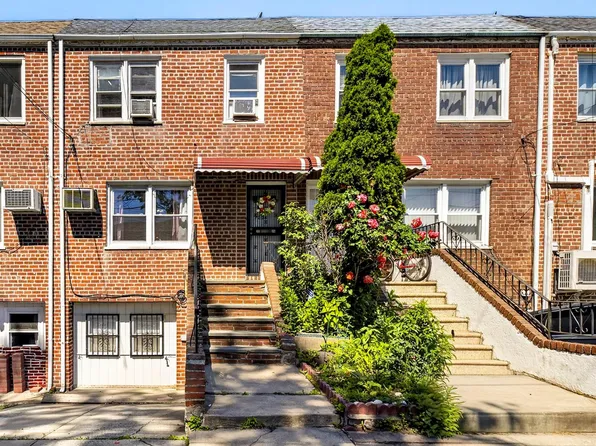 7008 165th Street, Fresh Meadows, NY 11365