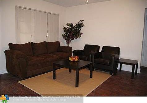 2nd image of 4514 Mainland Dr