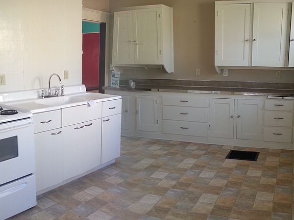 updated, eat-in kitchen