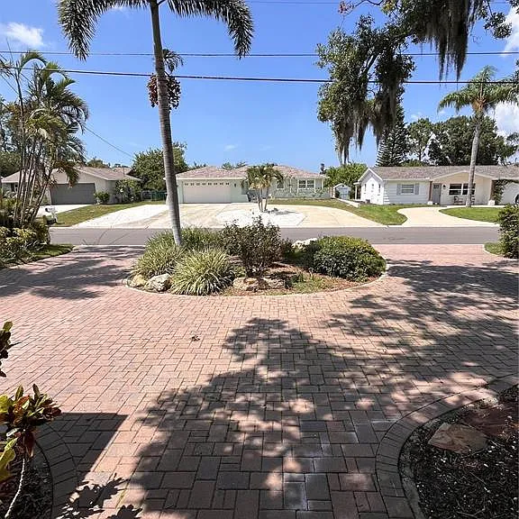 378 Westwinds Dr — Photo 45