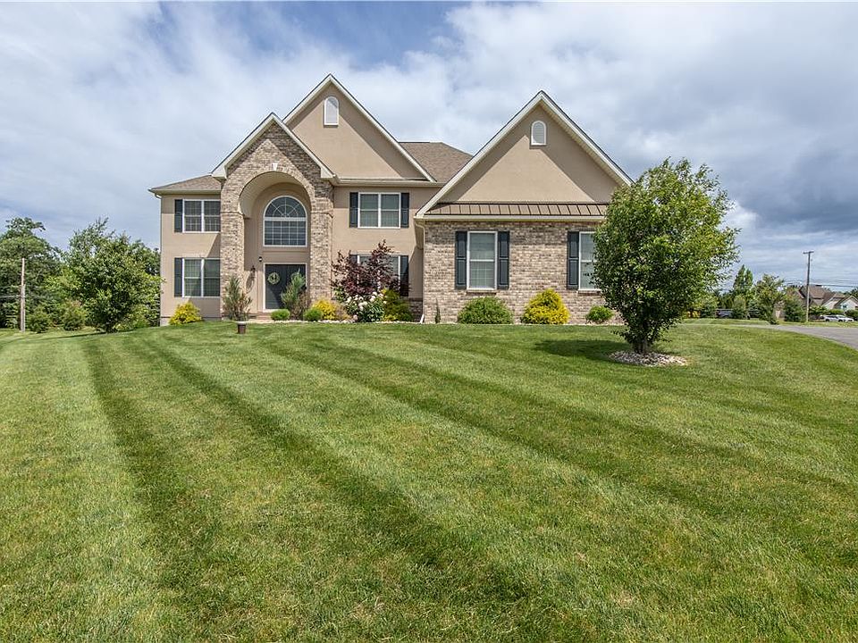 1st image of 403 Corey Ct