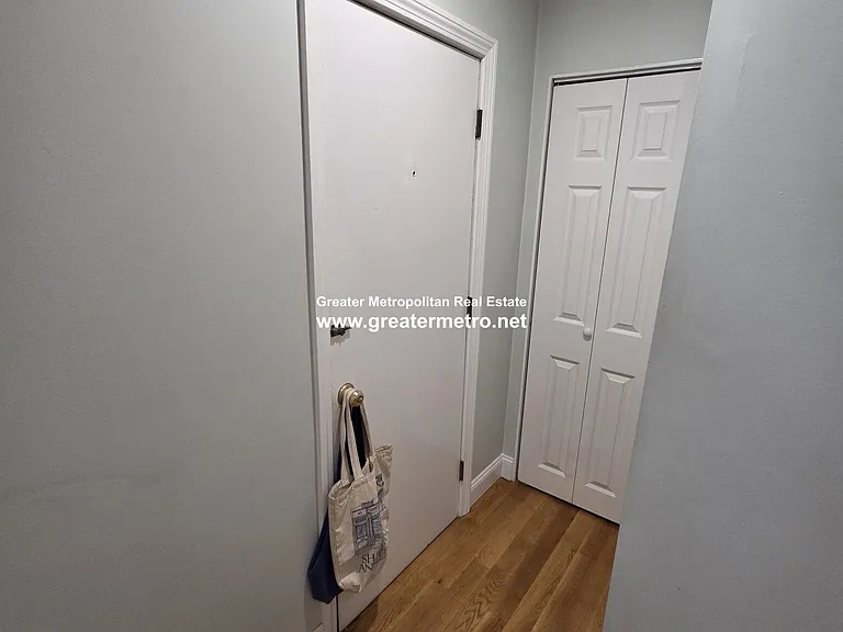 1 Unity St #2R — Photo 11