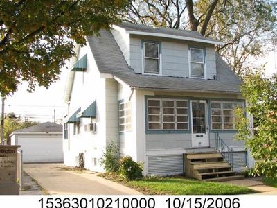 99 E Burlington St, Riverside, IL, 60546