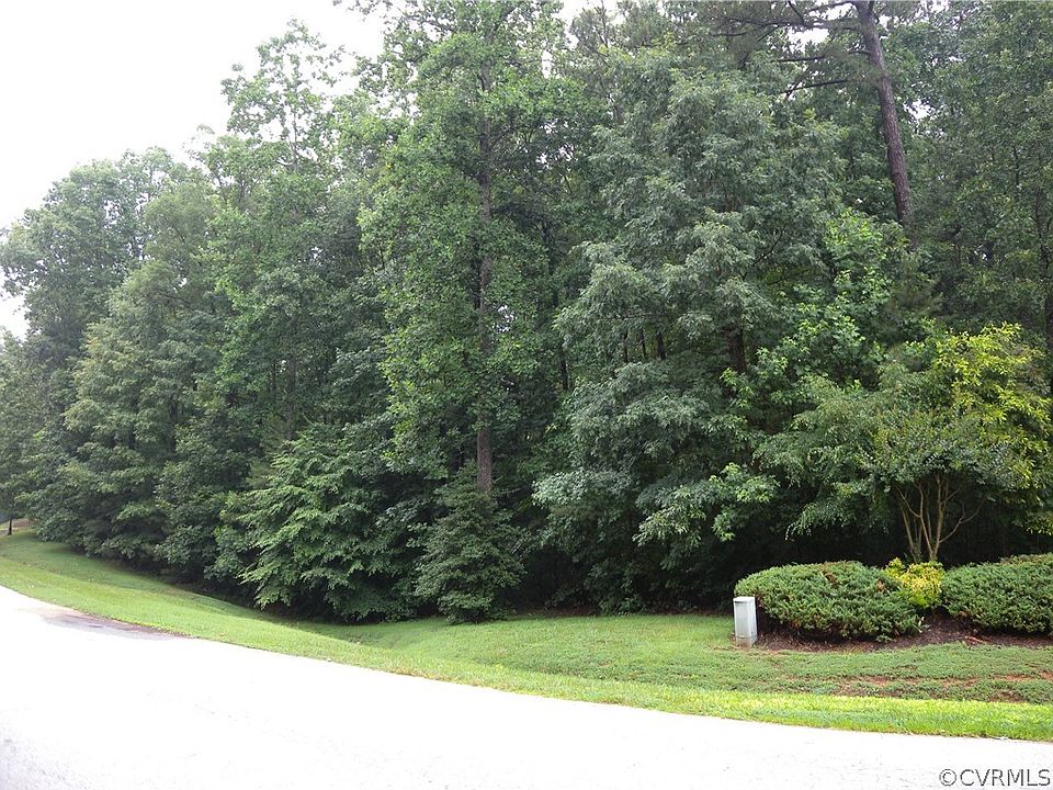 1st image of 15219 Isle Pines Dr