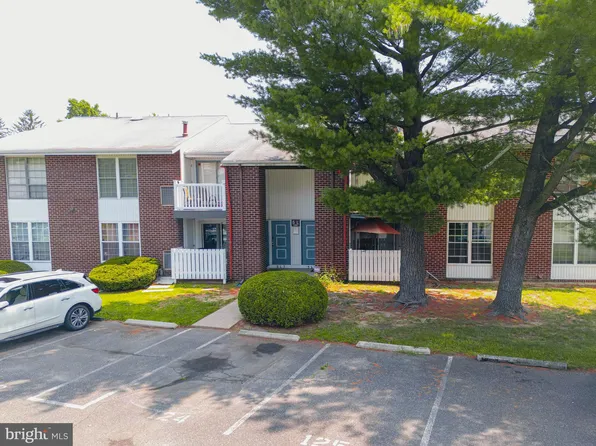 275 Green St APT 5L5, Beverly, NJ 08010