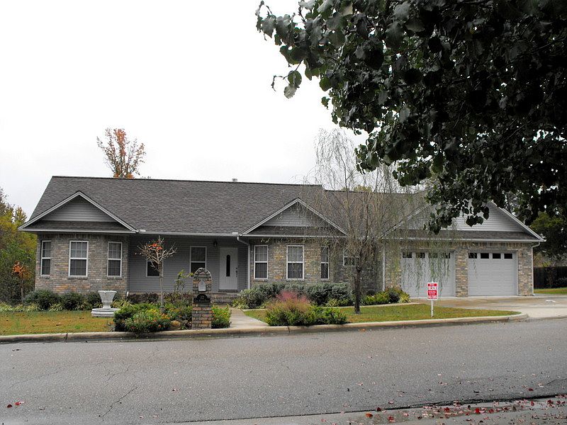 1st image of 112 Long Meadow Dr