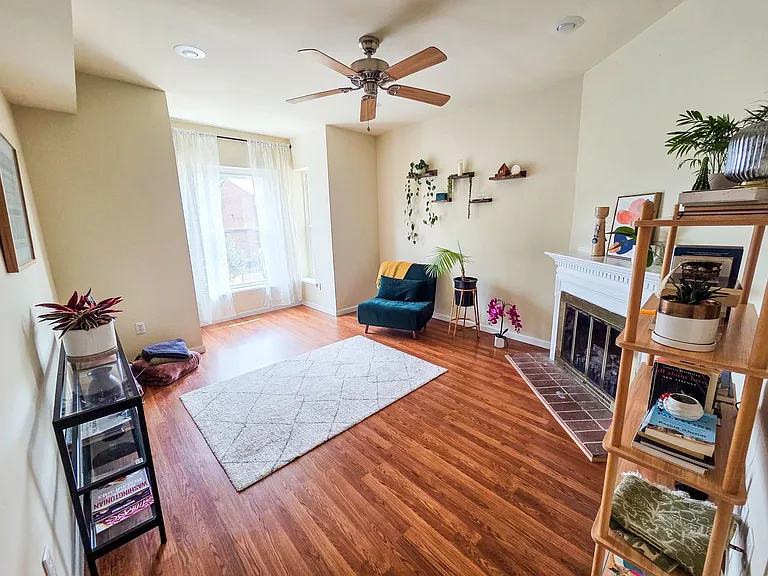 207 R St NW #4 — Photo 1