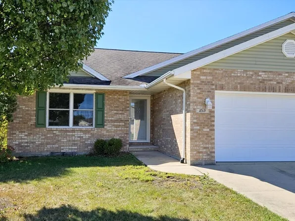 215 E Charter Dr, Muncie, IN 47303