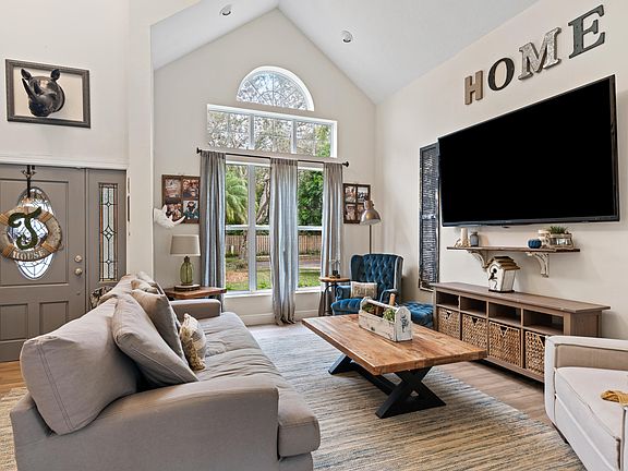 4th image of 13120 Coastal Circle