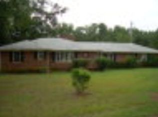 121 Jones Rd, Athens, GA 30601