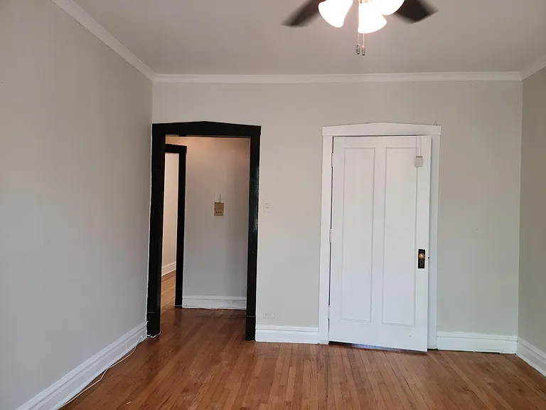 2906 N Seminary Ave #2 — Photo 7