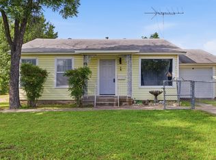5113 Flagstone Dr, Fort Worth, TX 76114