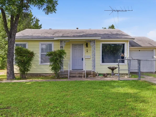 5113 Flagstone Dr, Fort Worth, TX 76114