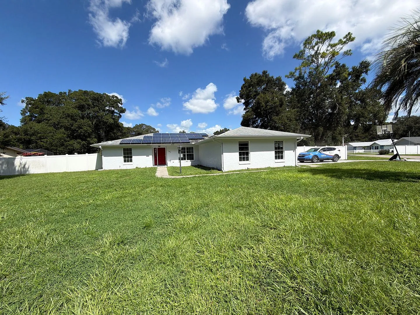 Charmingly remodeled with fenced in yard! — Photo 1