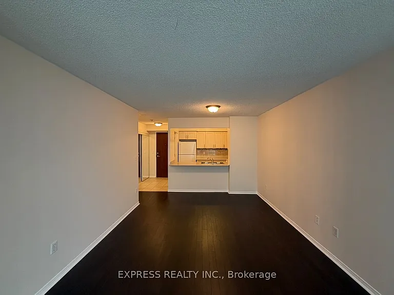 29 Pemberton Ave #LPH02 — Photo 6