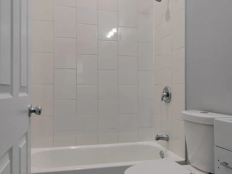 1529 S Central Park Ave #2 — Photo 10