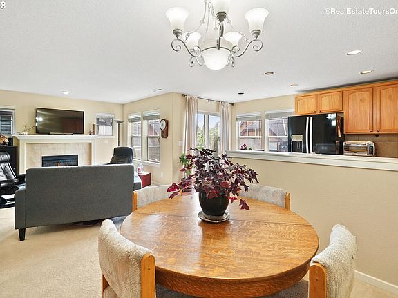 5th image of 7004 NE Cherry Dr