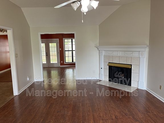 3rd image of 885 N Sanga Rd