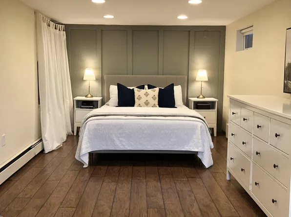 439 Ainsworth Cir, Ypsilanti, MI 48197