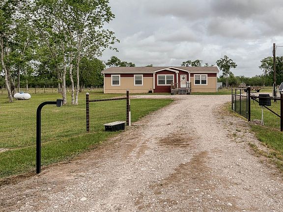 3rd image of 38670 Sadler Rd