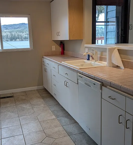2787 Lake Whatcom Blvd — Photo 8