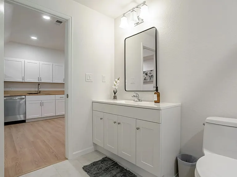 5178 N Netherland St — Photo 34