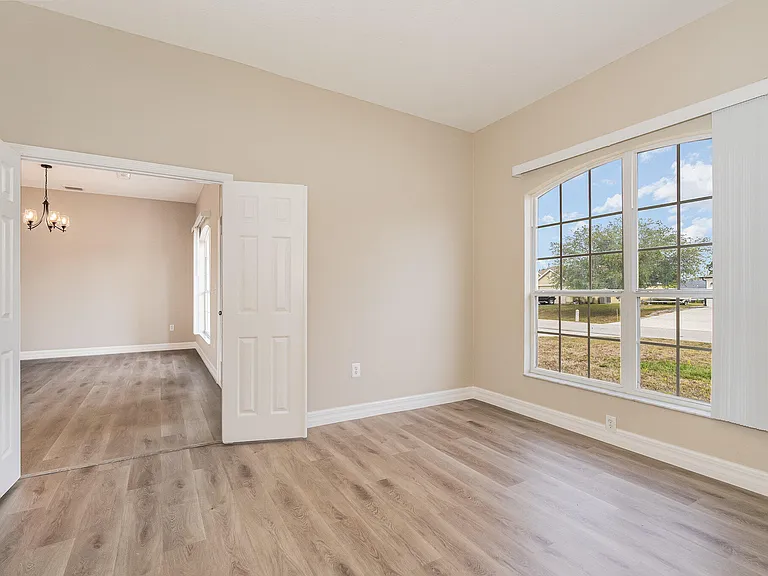 328 Hammonton St SW — Photo 12
