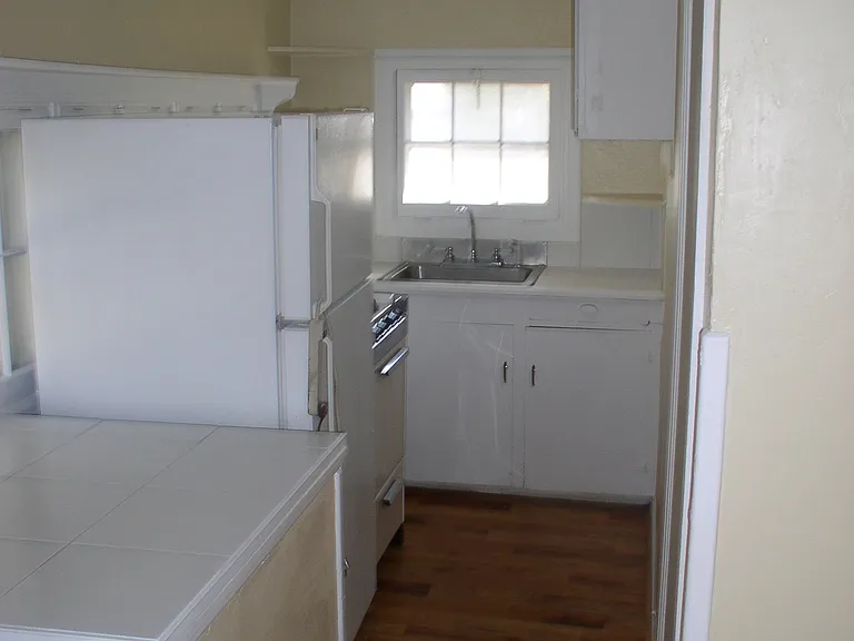 1511.5 Wood Ave #1 — Photo 5