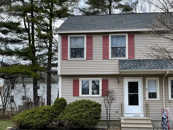 162 Beach St APT 8, Saco, ME 04072