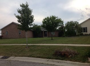 1046 Seneca Dr, Wauseon, OH 43567