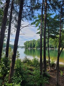 713 Bay Harbor Ln, Seneca, SC, 29672